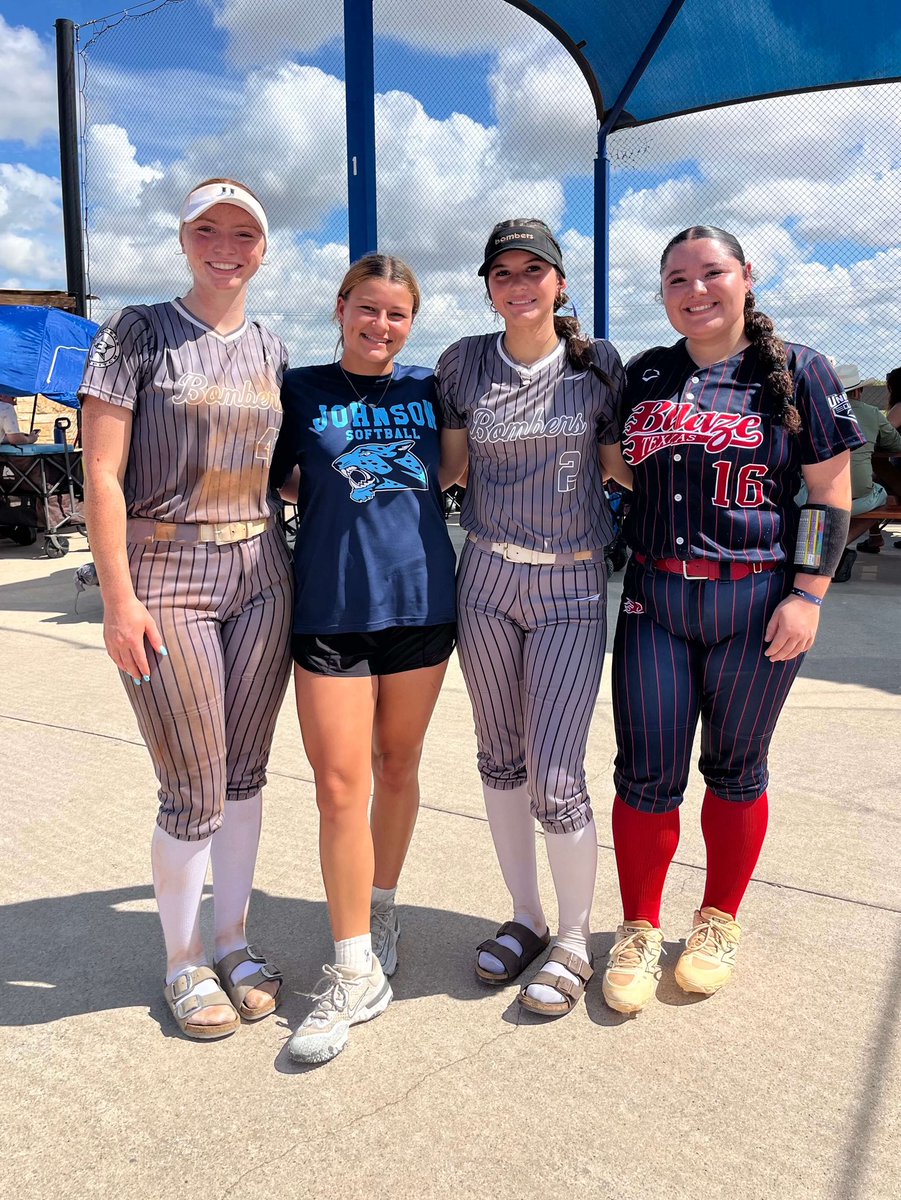 JAG 🐆🥎 summer reunion! Senior season loading for Tilly, Em and Zo 🐆 and Red is off to play her first season of college ball!!  <a href="/emily_kaman/">Emily Kaman (2026)</a> <a href="/CadanceLagasse/">Cadance Lagasse</a> <a href="/zoey_varela/">Zoey Varela</a> 🐆🩵🐆