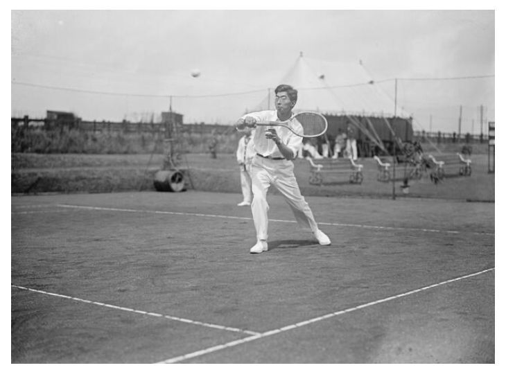 100YearsAgoNews's tweet image. July 26, 1925: Japanese Crown Prince Hirohito’s brother Prince Chichibu plays tennis in Yokohama.