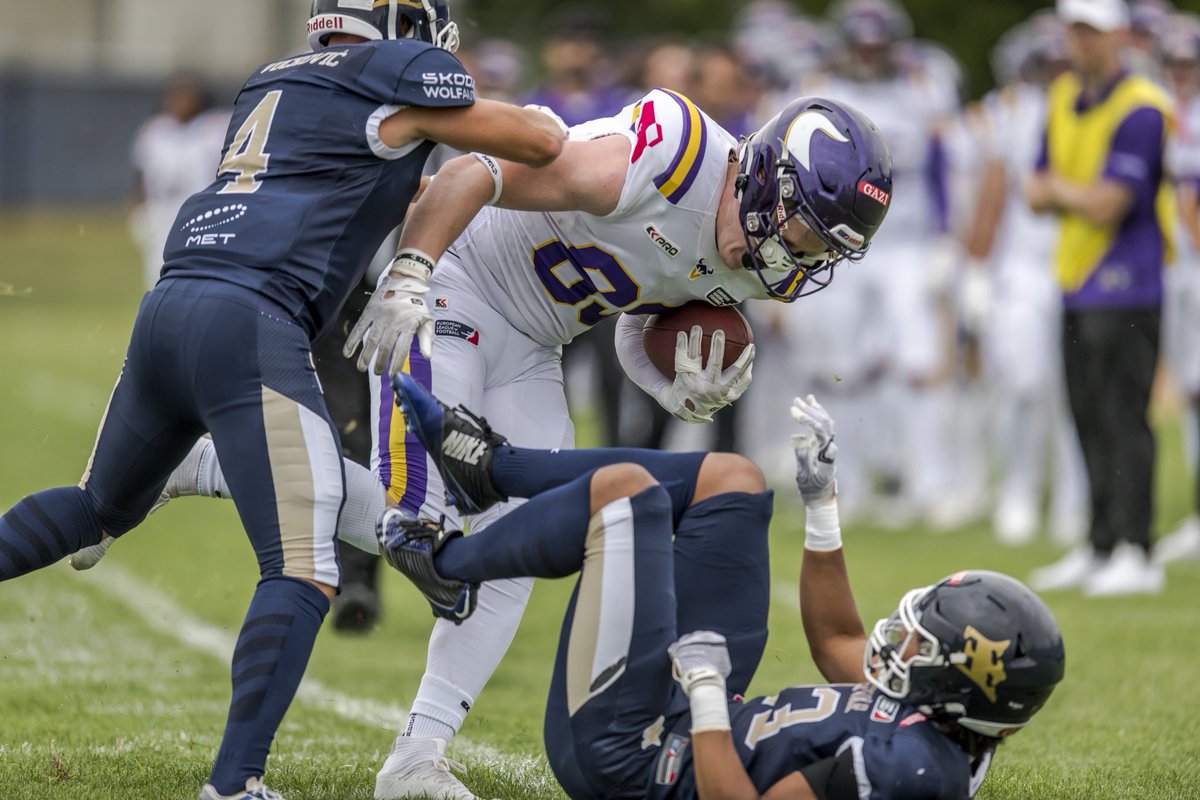 30 Down. 30 To Go. 💜😤

Enjoy the 2nd half via <a href="/puls24news/">PULS 24</a> , joyn.at or <a href="/dazngroup/">DAZN</a> 
📸 @hjirgal| <a href="/ELF_Official/">European League of Football</a>