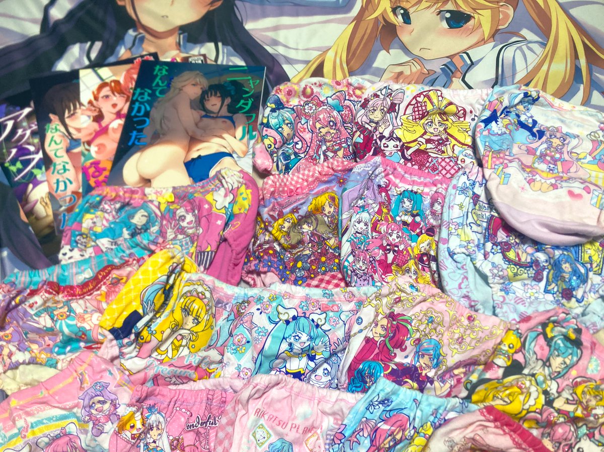 今日はプリキュアの気分💕
ショーツありすぎて一部見せるね🫣

何回しちゃおかな〜💕

#連れオナ
#ホモコキ
#女装
#男の娘
#女児ショーツ
#おむつ