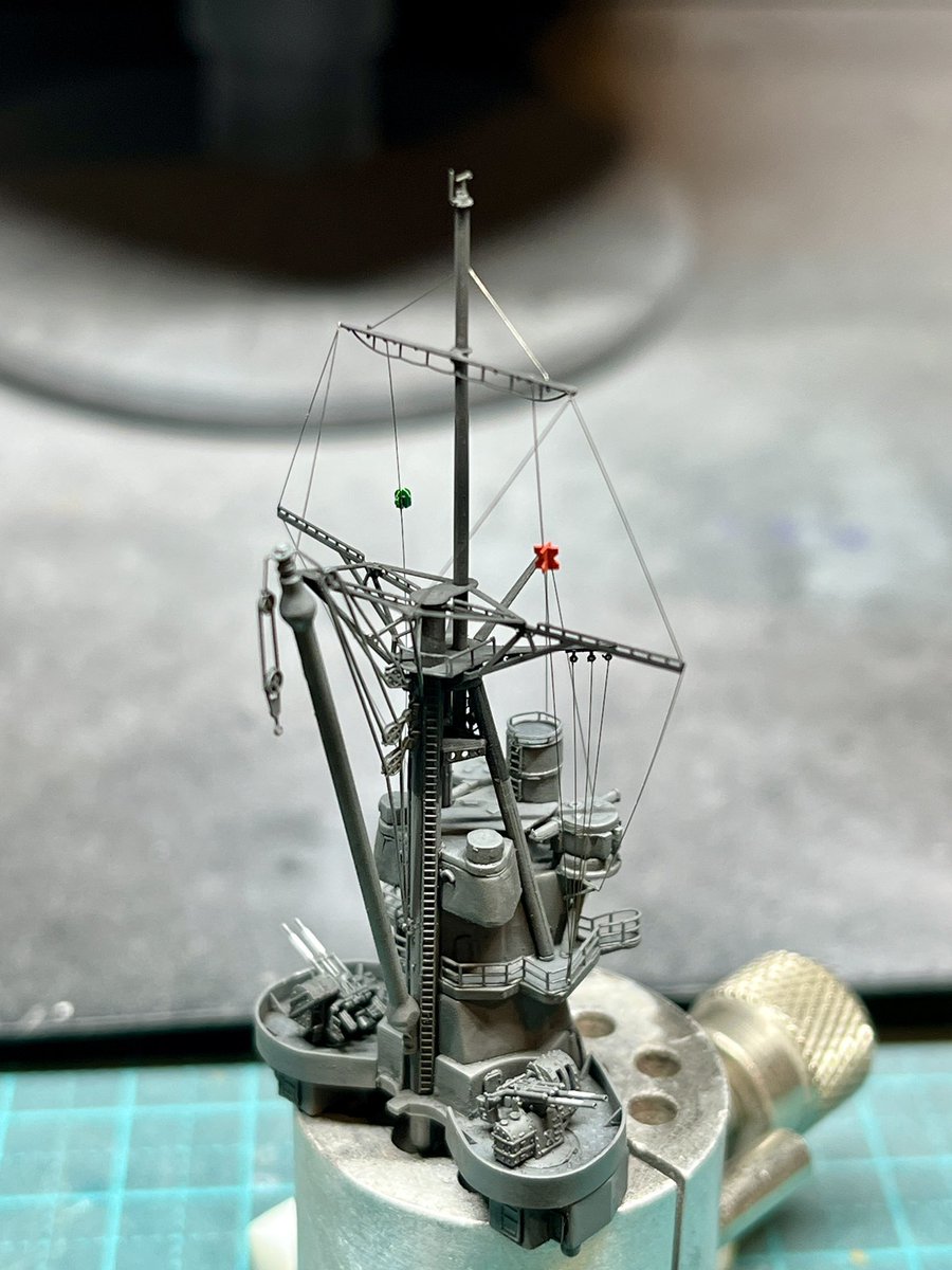 tri_3_'s tweet image. フジミ陸奥、後部艦橋の張り線。要所を押さえつつ分量は控えめにしています