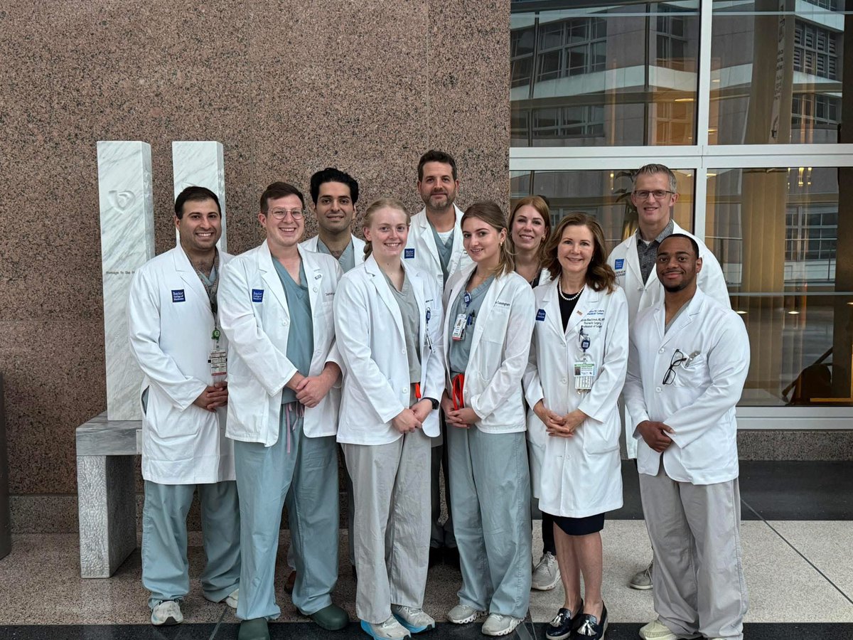 Last day with our amazing Michael E. DeBakey Summer Students! Grateful for their curiosity, energy, and time spent rounding and learning with our thoracic surgery team. #FutureSurgeons #MedEd #ThoracicSurgery
