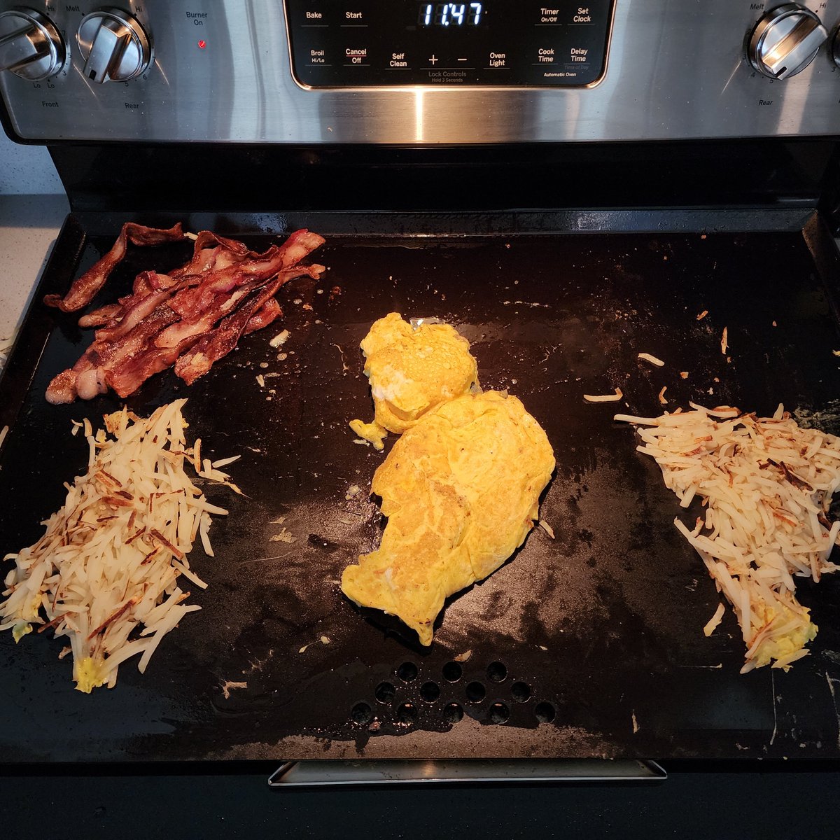 KingCosmicNick's tweet image. Breakfast
