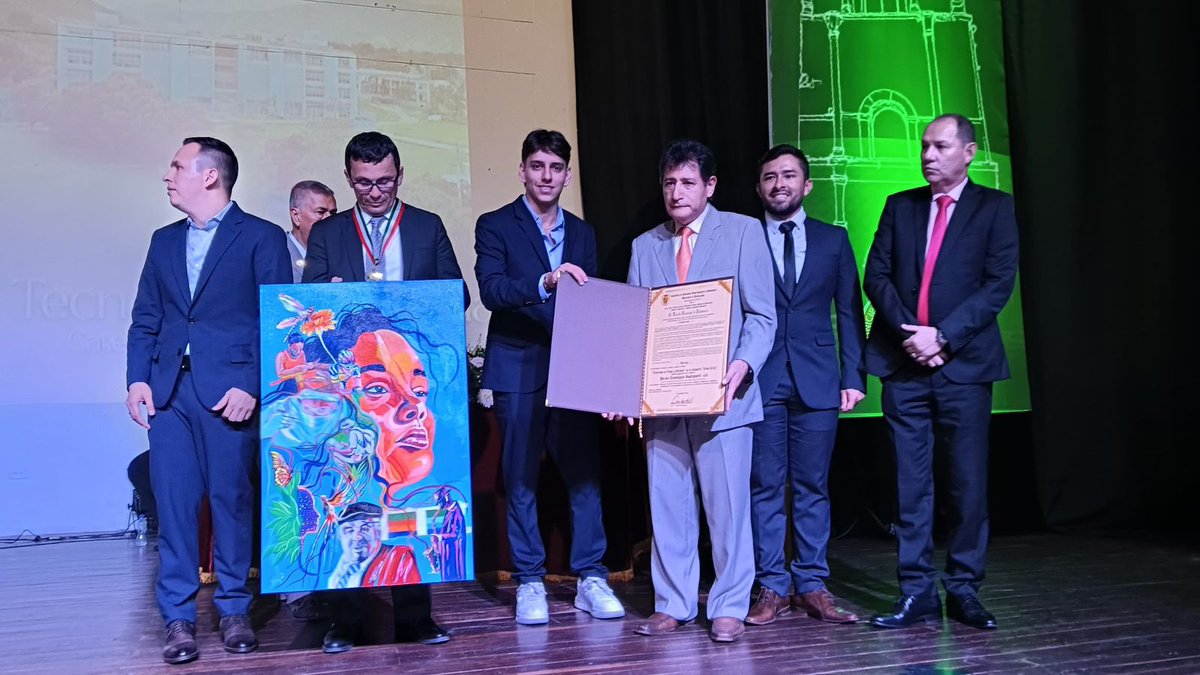 UIS's tweet image. 🏅 Durante la Semana de la Piedecuestaneidad y la conmemoración de los 249 años de Piedecuesta, la Administración Municipal, liderada por el alcalde Óscar Javier Santos Galvis, otorgó una condecoración al Parque Tecnológico Guatiguará de la Universidad Industrial de Santander…
