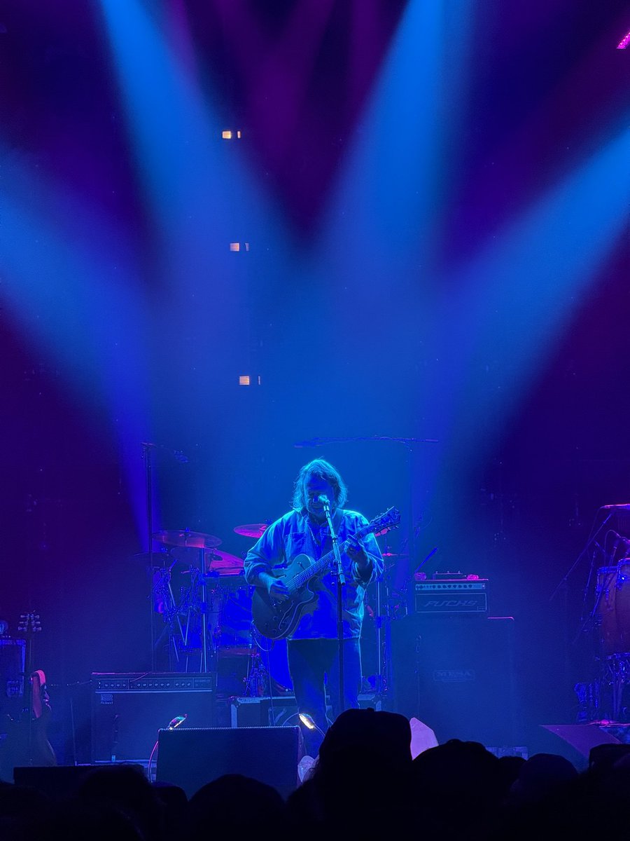 Johnbellsburner's tweet image. #Panicpick5
Don’t tell the band
Chilly
Airplane
Ceasefire
Genesis