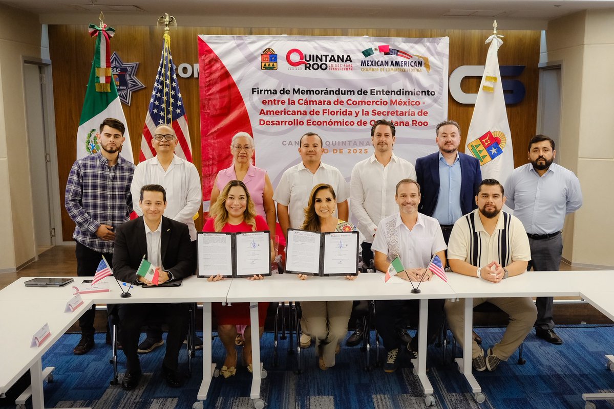 MaraLezama's tweet image. ¡Impulsamos la comercialización internacional de productos quintanarroenses!
✍🏽 Firmamos un Memorándum de Entendimiento con la Cámara de Comercio México-Americana de Florida, que abre las puertas del mercado internacional a nuestras y nuestros productores, artesanos y…