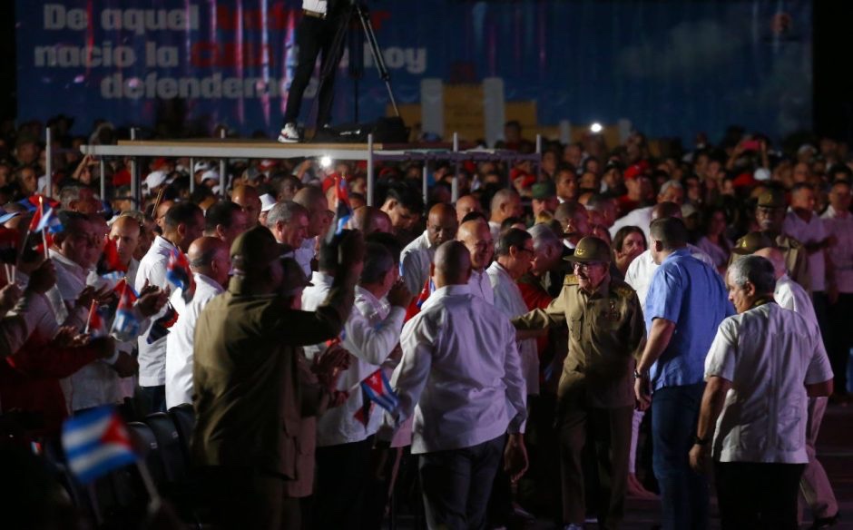 AnayansiRCamejo's tweet image. Celebramos Aniversario 72 asalto a Cuarteles Moncada y Carlos Manuel de Céspedes,en acto central en Plaza de la Revolución Máximo Gómez Báez de Ciego de Ávila,presidido por líder histórico #RaulCastro y presidente @DiazCanelB.Reafirmamos compromiso de Patria o Muerte: #Venceremos
