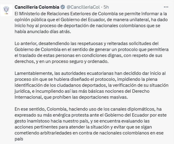 WilsonRuizO's tweet image. Mientras @petrogustavo se abraza con dictaduras como la de Maduro, va rompiendo relaciones con nuestros vecinos democráticos. Ahora se pelea con Ecuador. ¿Cuál es el plan? ¿Dejarnos solos con los regímenes comunistas? ¡No lo vamos a permitir! Recuperaremos las relaciones con…