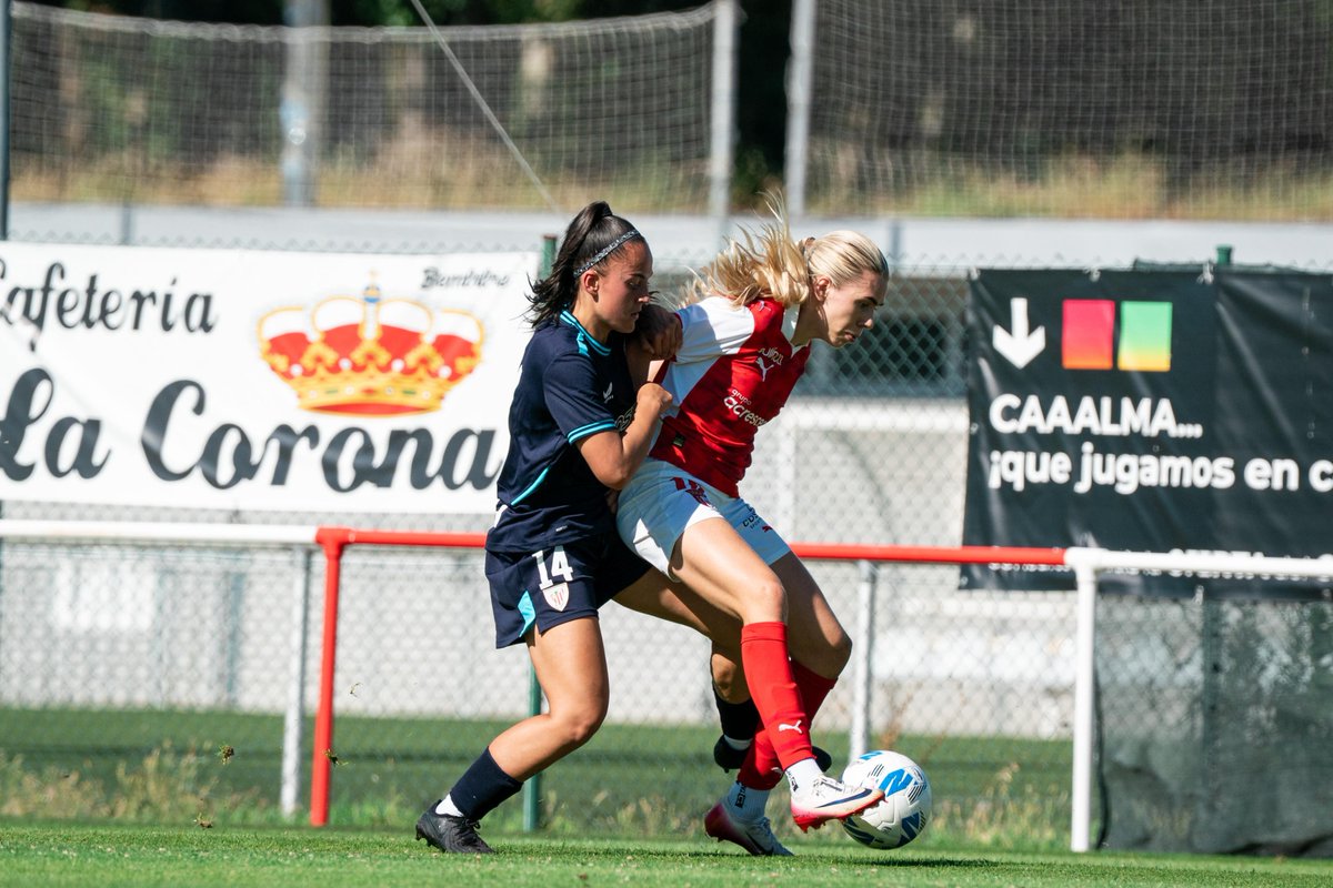 AthleticClubFem's tweet image. π Berrekin zaio jokoari Bembimbren! Bigarren zatiko hamaikakoa:
26- Ziara Vega
5- Valero
7- J. Amezaga
9- Sanadri
11- Thais B.
18- Torrontegi
19- I. Alfaro
22- Peke
23- Eider
27- Nerea B.
33- Gurtubay
1-0 I #AthleticSCBraga #AthleticClub π¦