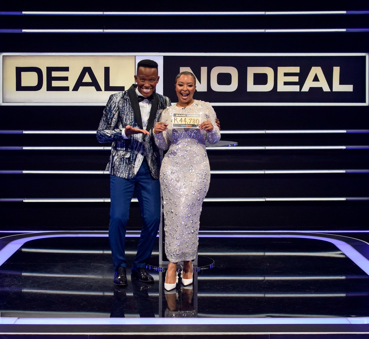 Official_SABC1's tweet image. Sithi halala to @Boity for winning R44 780 馃憦
She will donate her winnings to Jumping Kids.
#MzansiFoSho #DealorNoDealCelebSA
