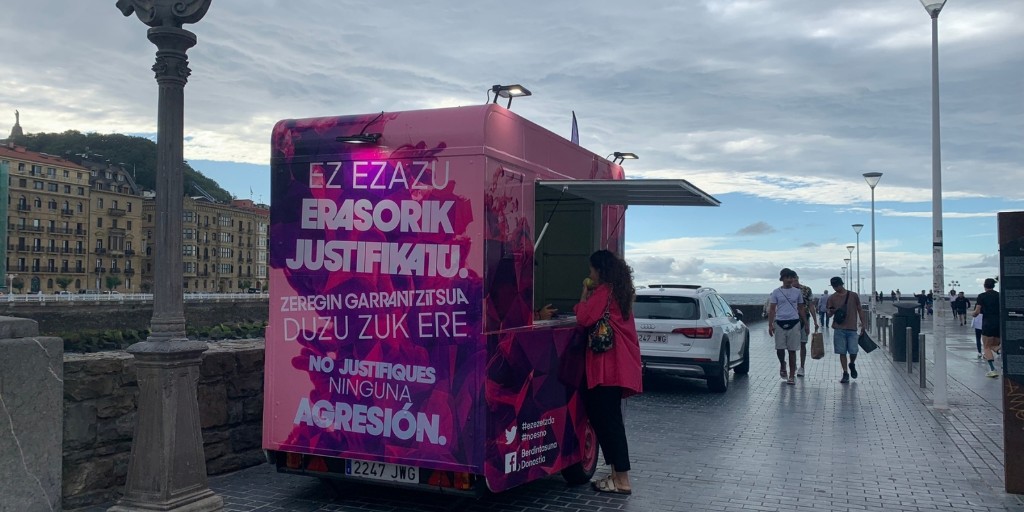 Ayto_SS's tweet image. 🟣Punto de información y atención contra la violencia sexista en el Jazzaldia
🗓️HOY, 26 de julio
⏰ 20:00-01:30
📌 Puente Zurriola  (labur.eus/SJmapa)
➜ Info: ezezetzda.eus/es/punto-de-in…
➜Info: labur.eus/oavdg7b7

@Jazzaldia #indarkeriasexistaEZ #ezezetzda…