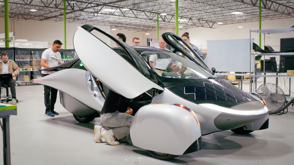 aptera_motors's tweet image. This is it. Aptera’s crowdfunding campaign closes tonight at 11:59 pm PT.
Even though priority delivery slots have now been filled, there are still a few hours left to receive a vehicle discount that matches your investment up to $10,000. → invest.aptera.us