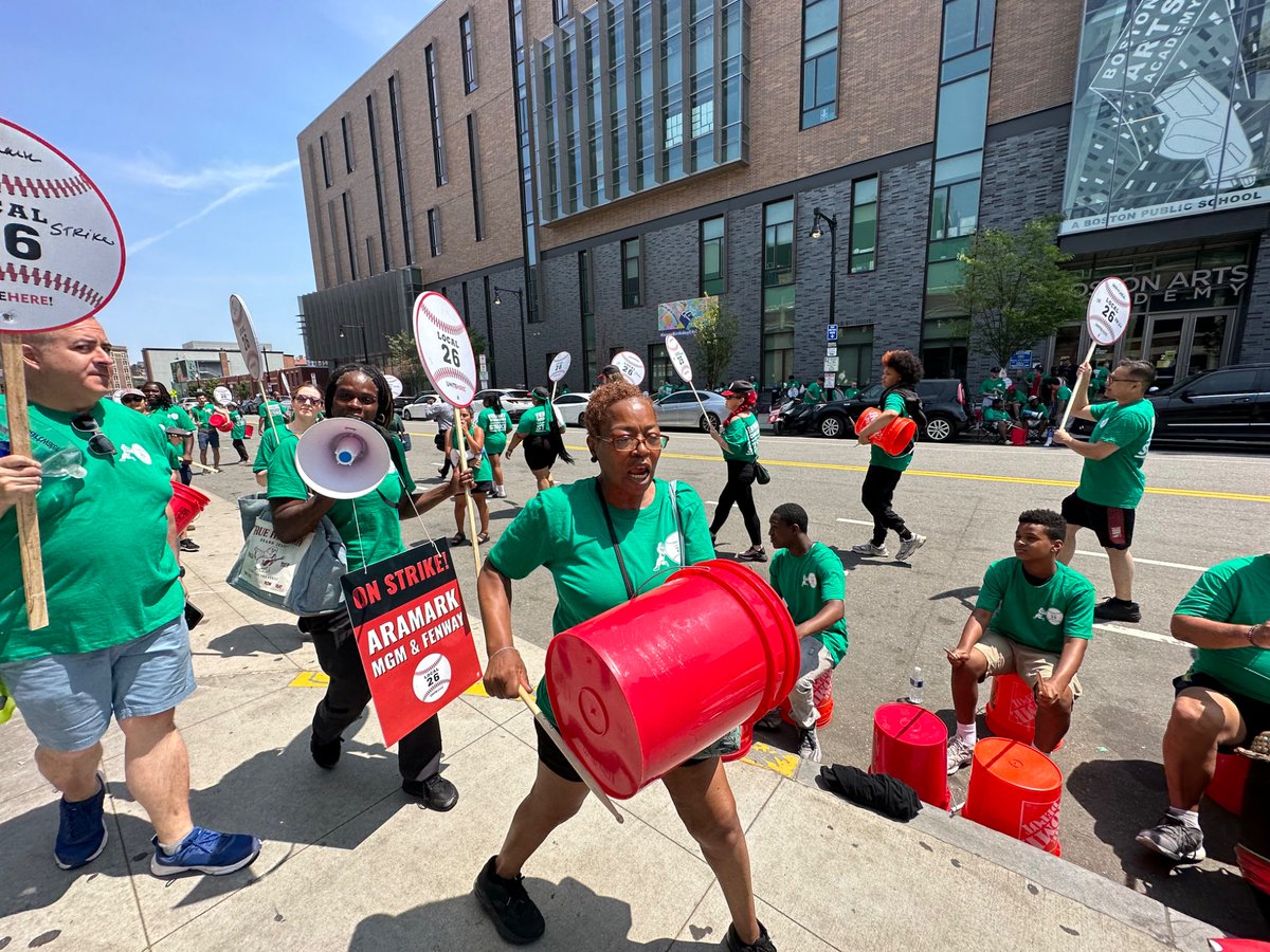 Fenway has been booked &amp; busy all season! Warehouse runners, suite attendants, concession workers, beer sellers &amp; hundreds of other essential workers make the ballpark experience great. But we are done with being underpaid &amp; underappreciated. Today we are ON STRIKE! ⚾️