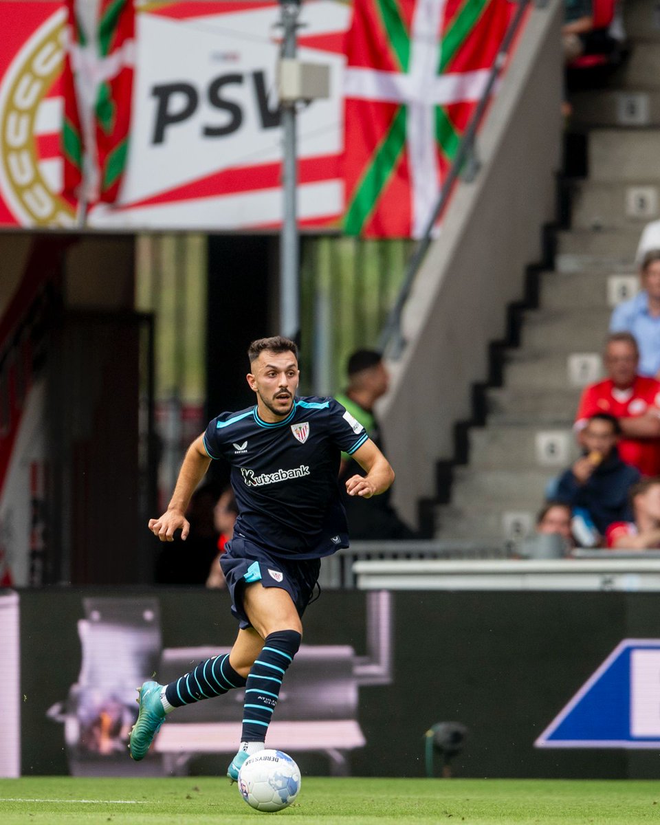 Athletic_en's tweet image. 71' Double sub for Athletic.
โก๏ธ Egiluz and Canales.
โฌ
๏ธ Paredes and Berenguer.
๐บ๐ labur.eus/PSVAthYT (Spain only)
2-1 I #PSVAthletic #AthleticClub ๐ฆ