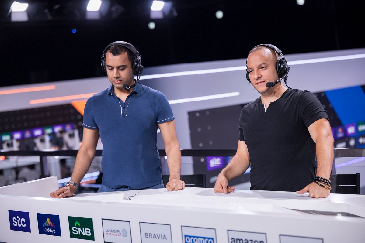 Had a great time doing interviews and content, but most-so getting to hang out with a ton of wonderful people; talent and players dear to me at #EWC. Grateful for the opportunity to continue to contribute a small bit to the #starcraft2 ecosystem.
