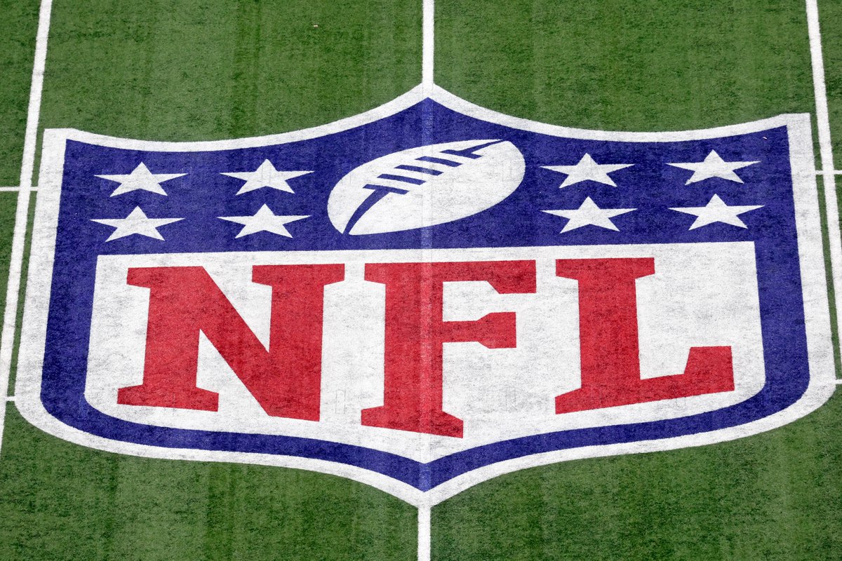 KSL5TV's tweet image. The NFL is fining players and club employees for violating league policy, according to information gathered by the Associated Press.
Read more: ksltv.com/?p=801317
📷AP Photo/Adam Hunger
#NFL