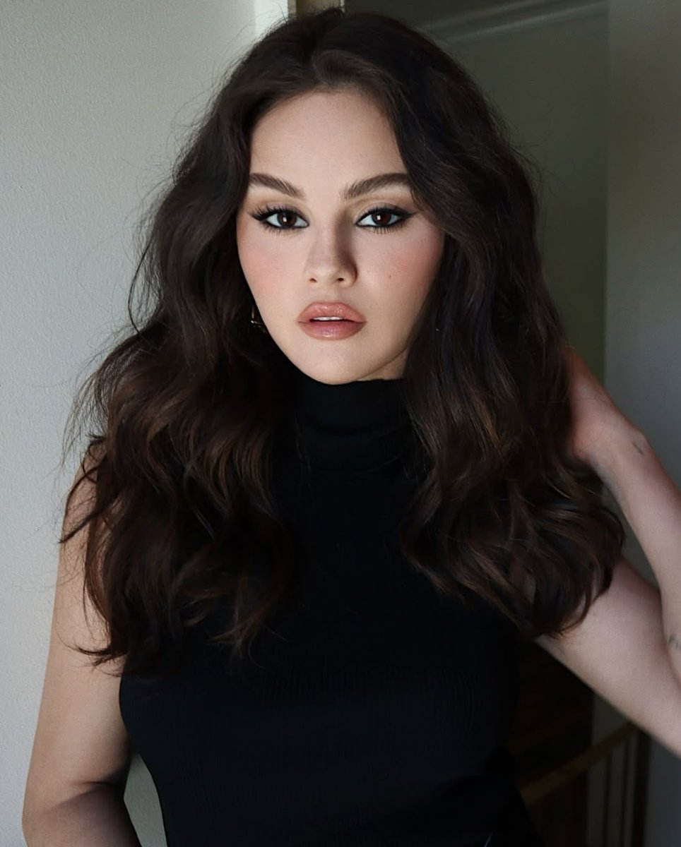 dbrvgomez's tweet image. Am I the only one who thought about this? 

2013 x 2025
