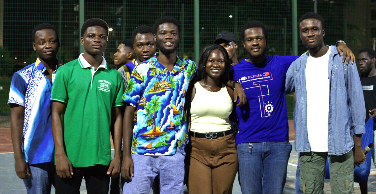 compengKNUST's tweet image. ๐๐ ๐ฅ๐ข๐ญ๐ญ๐ฅ๐ ๐ญ๐ก๐ซ๐จ๐ฐ๐๐๐๐ค ๐ญ๐จ ๐ฅ๐๐ฌ๐ญ ๐ฐ๐๐๐คโ๐ฌ ๐๐ฎ๐ฅ๐ฌ๐ ๐๐ง๐ ๐๐จ๐ฐ๐๐ซ
Biomedical Engineering students came together to relax, laugh, and have fun.
There was music, dance, karaoke, video games, and good vibes everywhere.