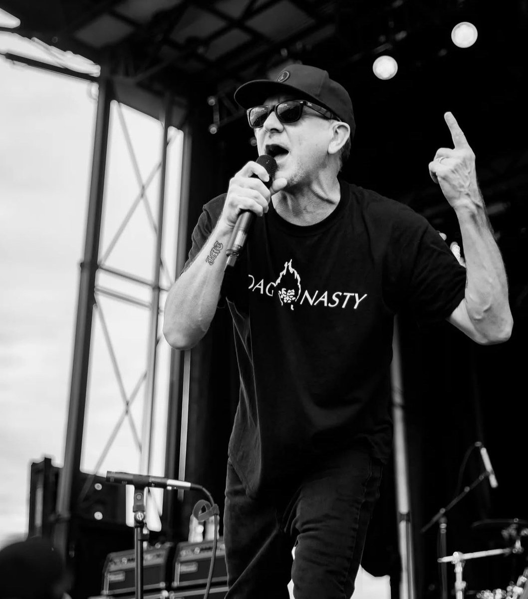 Pennywise (@pennywise) on Twitter photo Happy Birthday Jim 💥
No better way to celebrate than punk rock summer camp at <a href="/VansWarpedTour/">Vans Warped Tour</a> this weekend!
📸 Chris Smith Happy Birthday Jim 💥
No better way to celebrate than punk rock summer camp at <a href="/VansWarpedTour/">Vans Warped Tour</a> this weekend!
📸 Chris Smith