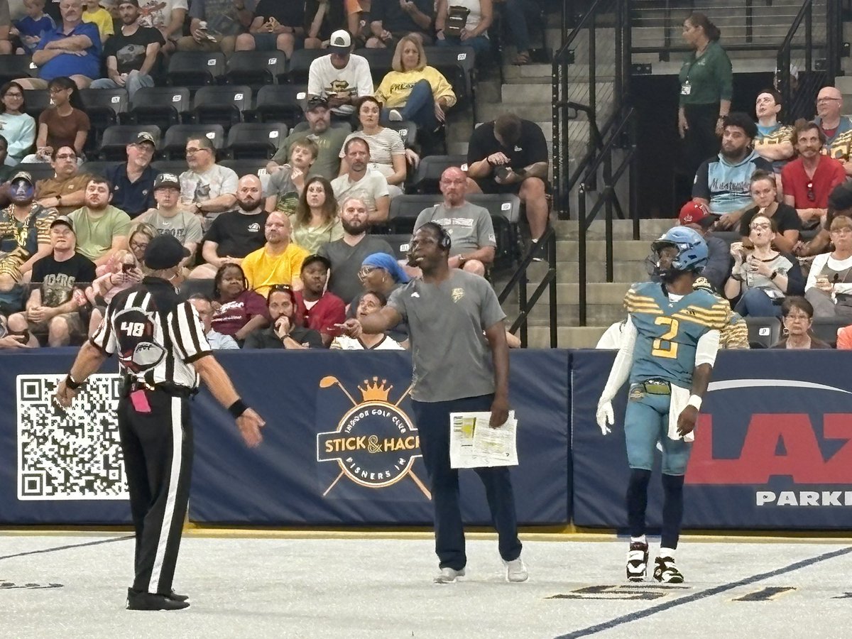 More from last night <a href="/FishersFreight/">Fishers Freight Football</a> <a href="/IndoorFL/">Indoor Football League</a> <a href="/FishersEventCtr/">Fishers Event Center</a> <a href="/JustinAaronUH91/">Justin Aaron</a> <a href="/CalumSuth30/">Calum Sutherland</a> <a href="/The_LightBoy/">Jaiden Roe</a> <a href="/4WRLD_/">Champ 4</a> <a href="/Semi_Famous2/">Felix Harper🌹</a>