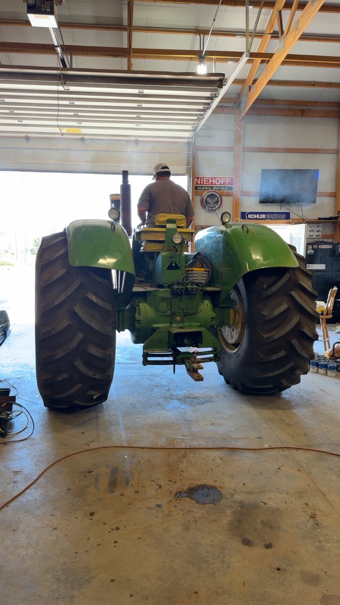 tmonteIH's tweet image. Doubt I do much the rest of the day that’s productive but we are having fun right?