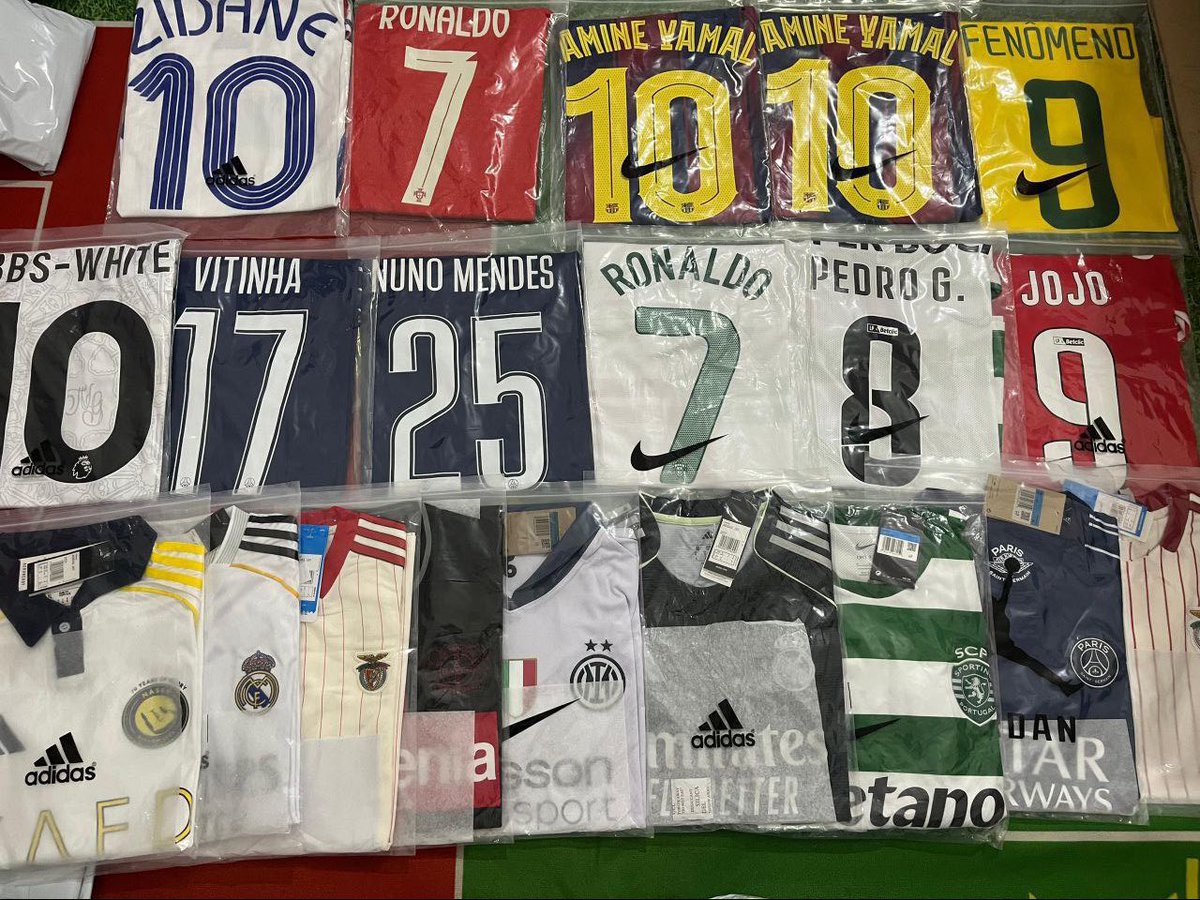 SORTEO CAMISETA A ELECCIÓN.🌎

Requisitos:

-Seguir a <a href="/agustin11_rr/">Agustín</a> y <a href="/kinggroupstore/">KingGroup - Camisas y zapatillas.</a> 
-Dar LIKE y RT❤️

De la mano de King Group, la imagen es ilustrativa, pueden elegir cualquiera otra camiseta que ellos vendan. 

Se sortea el 01/08.🏆