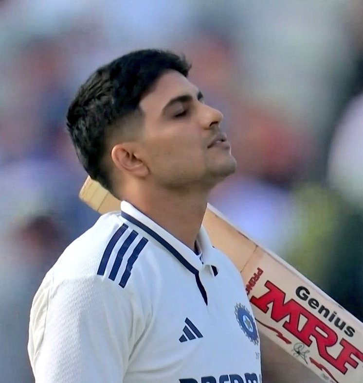 BusyRk's tweet image. Record👉1st Asian batter to score 650+ runs in England in a Test series 
👉 1 bad inning &amp;amp; suddenly everyone forgets Shubman #ShubmanGill has shown all series.
what a comeback by #KLRahul
$ #shubhmangill 
#ENGvsIND #INDvsENGTest 
#pant #Stokes