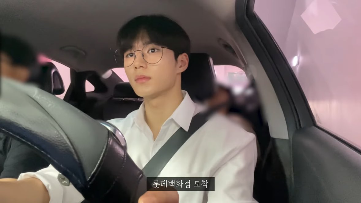 wnstjrnldudnjd's tweet image. 준더 브이로그엔 운전하는 준서가 가득해.....