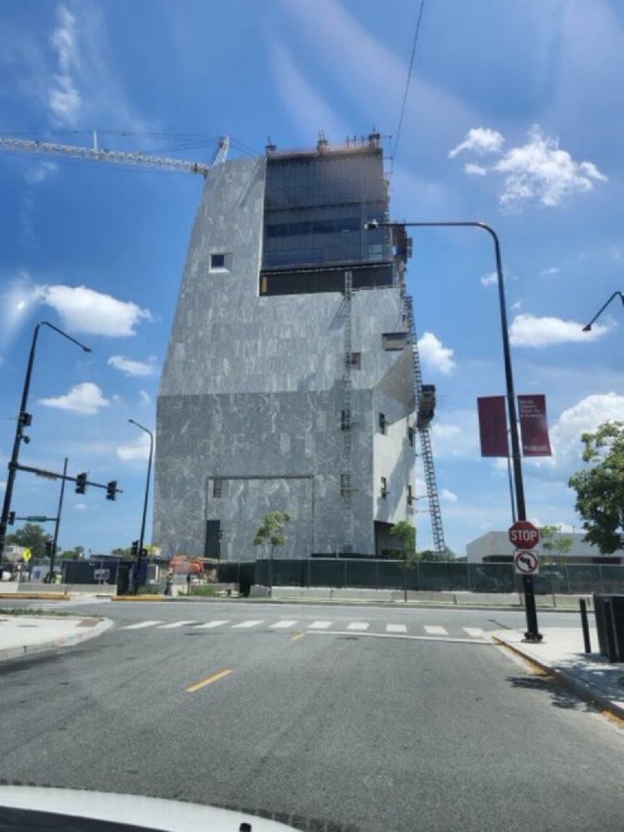 Did Pete Buttigeig design the Obama Library?

Cuz it looks like an East Palestine trainwreck