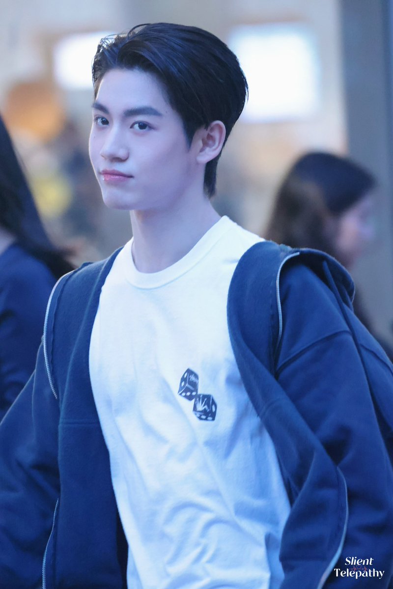 ShuangSilent's tweet image. Sailing with the wind on the way forward
@almondsleepp
#almondbabybigboy︎
#มหกรรมนิยายนานาชาติ2025xAP
#AlmondProgress
#ด้อมภภ #PSPW
