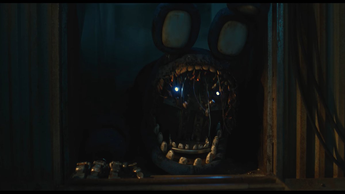 DeducerFNAF's tweet image. Did you enjoy The 'FIVE NIGHTS AT FREDDYS 2' Trailer??
How are we feeling about all the new reveals! 👀
and the movie so far? 🤔
#FNAF #FNAFMovie #FiveNightsAtFreddys #FNAF2 #FNAFMovie2