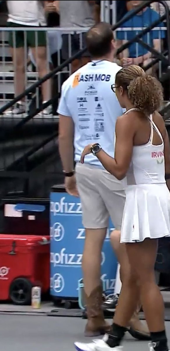 What’re your thoughts with this? A coach/GM wearing this.

My thoughts since no one asked. I think it’s hilarious however, as a coach/gm, I think it shouldn’t be allowed. 

Imagine an NBA coach doing this or any other pro league representative. Maybe WWE could do something like