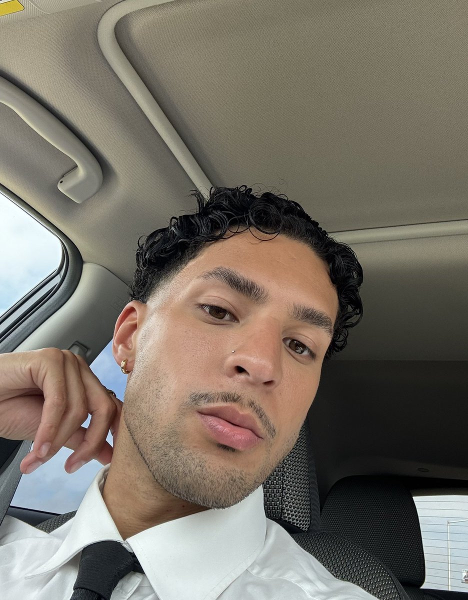 kfchristian's tweet image. wedding ready
