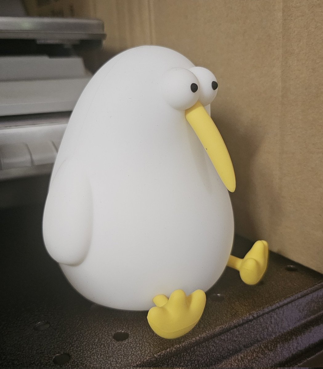 SpongebirdAP's tweet image. I'm pretty sure I held this exact pose at one point last night ..