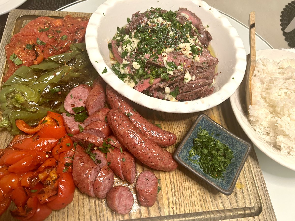 whatkenatetoday's tweet image. Grilled stuff with rice.