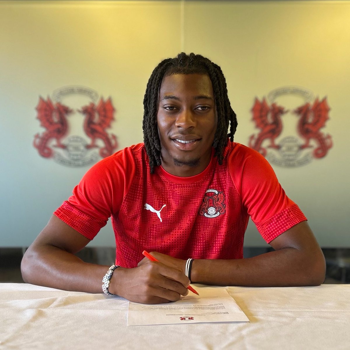 mercatosphera's tweet image. 🇬🇧 El #LeytonOrient obtiene la cesión del lateral izquierdo irlandés Tayo Adaramola (21 | #CrystalPalace) por una temporada.