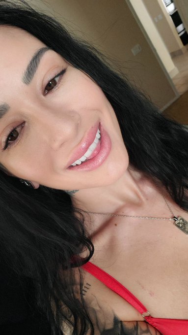 Watch KATRINA JADE™'s leaked NSFW photo on TwXstars