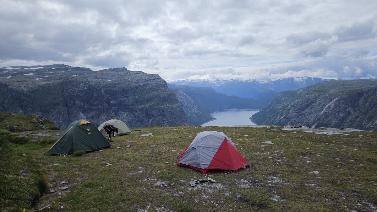 hocekm's tweet image. Trolltunga, Norway