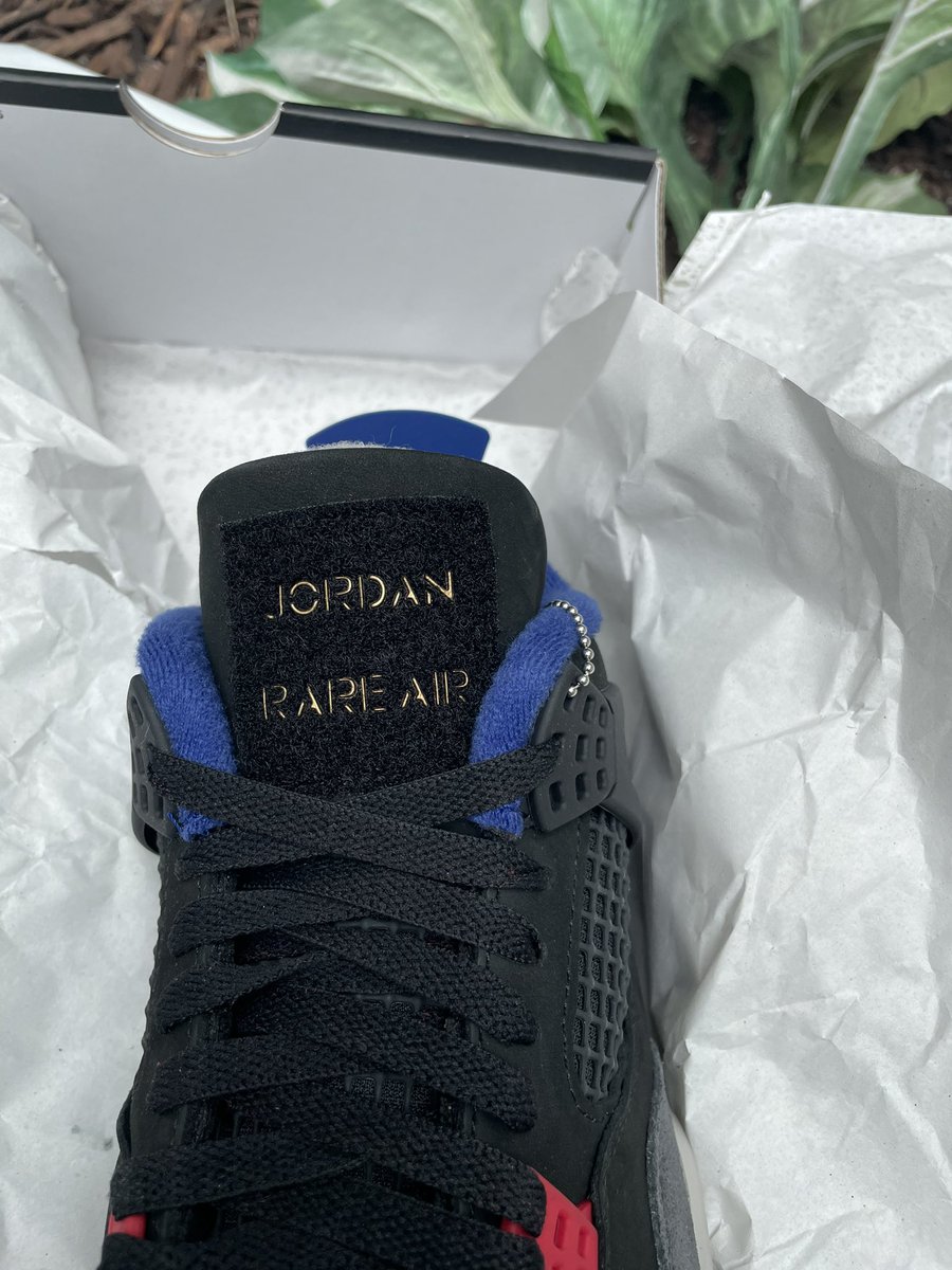 deezle148's tweet image. Found a golden ticket today 🙌🏾