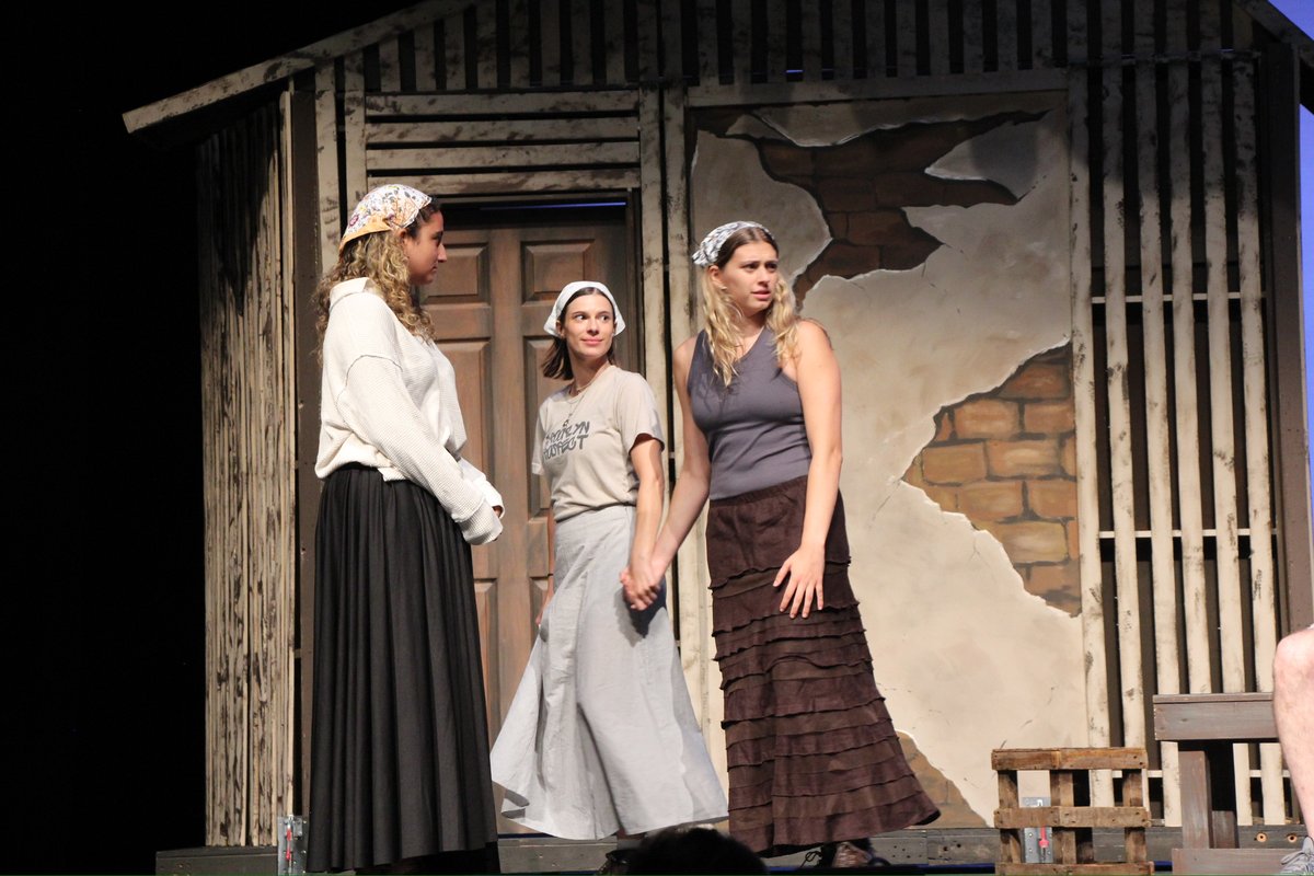 csinews's tweet image. Mark your calendars! Fiddler on the Roof is hitting the stage July 31st - August 3rd!
 Tickets are available now—don’t miss your chance to be part of the tradition as it comes to life on the stage of the Williamson Theatre.

#WeAreCSI