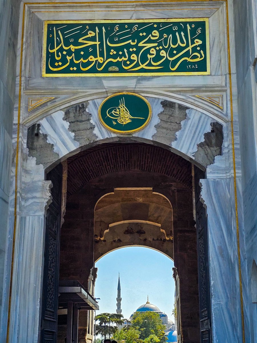 📸Saray'dan  Sultan Ahmed'e 

Ayrıca seveceğiniz bir şey daha: Allah'tan yardım ve yakın bir fetih. Mü'minleri müjdele.

وَاُخْرٰى تُحِبُّونَهَاۜ نَصْرٌ مِنَ اللّٰهِ وَفَتْحٌ قَر۪يبٌۜ وَبَشِّرِ الْمُؤْمِن۪ينَ

Saff13