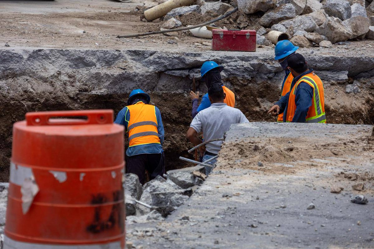 El CICEJ visitó los trabajos de reparación que se llevan a cabo en el cruce de Av. López Mateos y Av. La Calma.