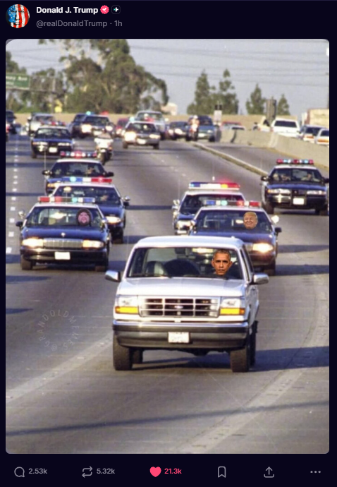 myc19631's tweet image. Trump is trolling Obama. 😂