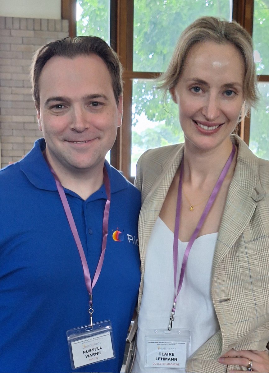 Russwarne's tweet image. I finally got to meet the incomparable @clairlemon in person.
