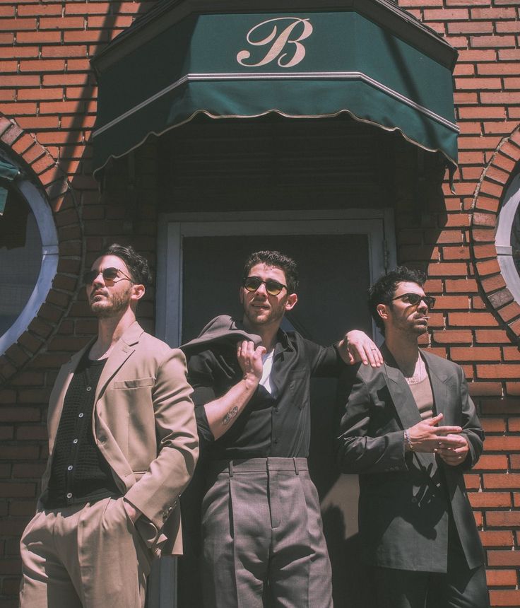 Los verdaderos "AGED LIKE A FINE WINEEE."