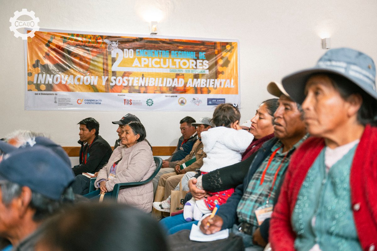 'Taller de Solidaridad' ONGD (@fundaciontds) on Twitter photo El 26 y 27 de junio tuvo lugar el Segundo Encuentro Regional de Apicultores/as en el Teatrín del CCAIJO, en Andahuaylillas. Un espacio para el fortalecimiento del sector con el apoyo de la <a href="/generalitat/">Generalitat</a>, Cooperació Valenciana y CCAIJO, entre otras. #HéroesDeLaAlimentación El 26 y 27 de junio tuvo lugar el Segundo Encuentro Regional de Apicultores/as en el Teatrín del CCAIJO, en Andahuaylillas. Un espacio para el fortalecimiento del sector con el apoyo de la <a href="/generalitat/">Generalitat</a>, Cooperació Valenciana y CCAIJO, entre otras. #HéroesDeLaAlimentación