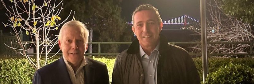 Bunlar birbirini seviyor mu nefret mi ediyor anlamadım amk.Neyseki aralarındaki rekabetten dolayı GS Bayern oldu.