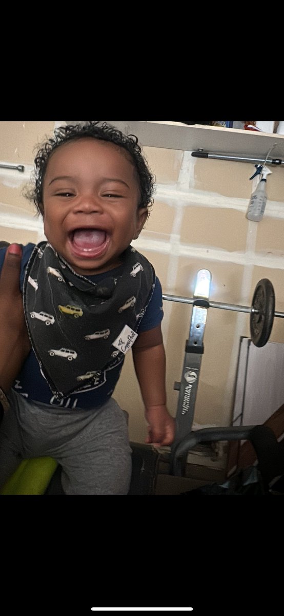 DivaaDior's tweet image. My son be in the gym fr 😍💪🏽 such a handsome strong man