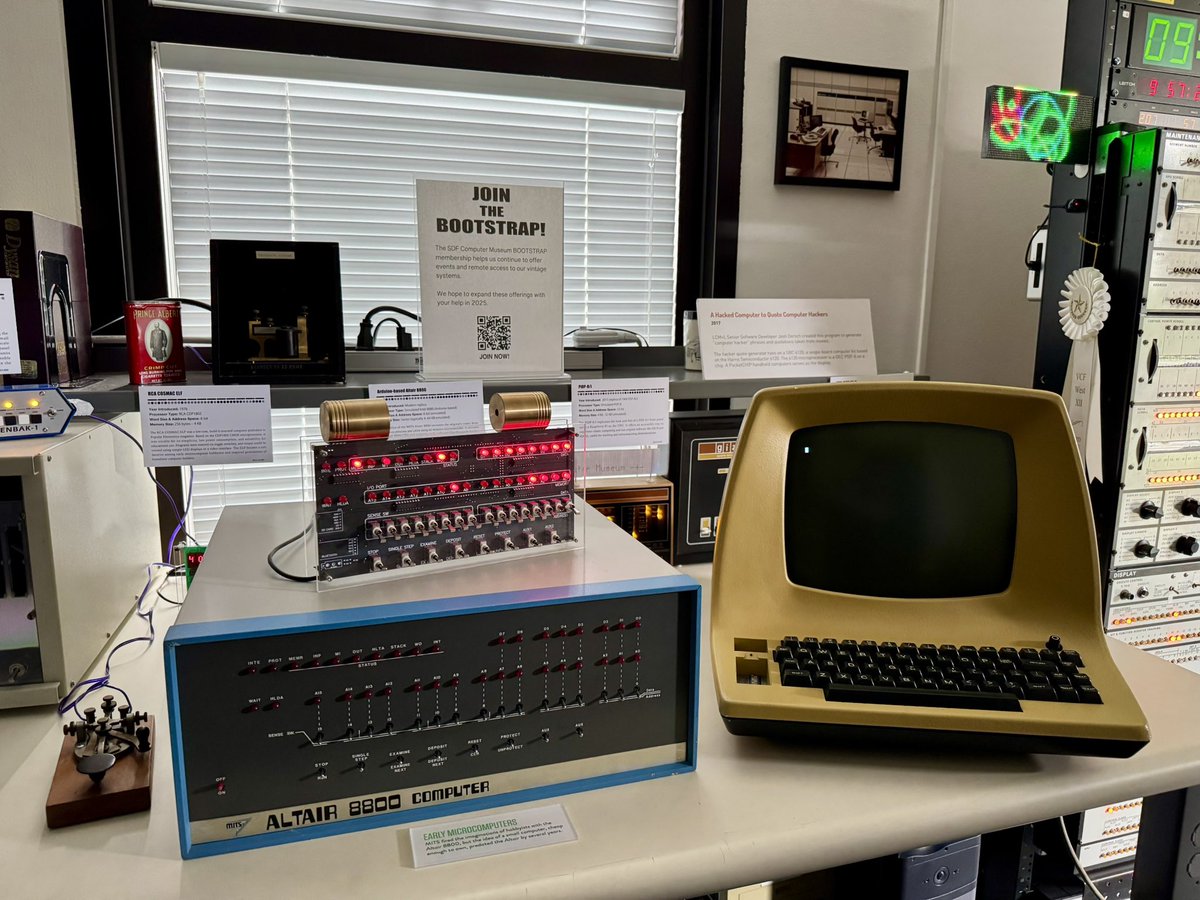 sdf_pubnix's tweet image. We’re open this weekend (Saturday through Monday 10-4) and preparing our MITS Altair 8800 to run the original 1975 Altair 4K BASIC!
Above the Altair is an Arduino DUE based hardware replica.
icm.museum
#retrocomputing #vintagecomputing #retrogaming #microsoft