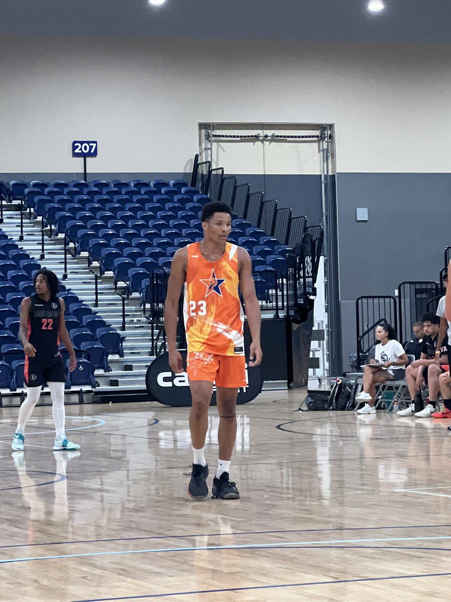 2028 Keaton Terry is a stud - 6’7 for Big Shots Elite Blue Chips. Recent D1 offer from SC State. High motor! #BigShots #SummerNationals <a href="/BigShotsGlobal/">BIG SH🏀TS</a>